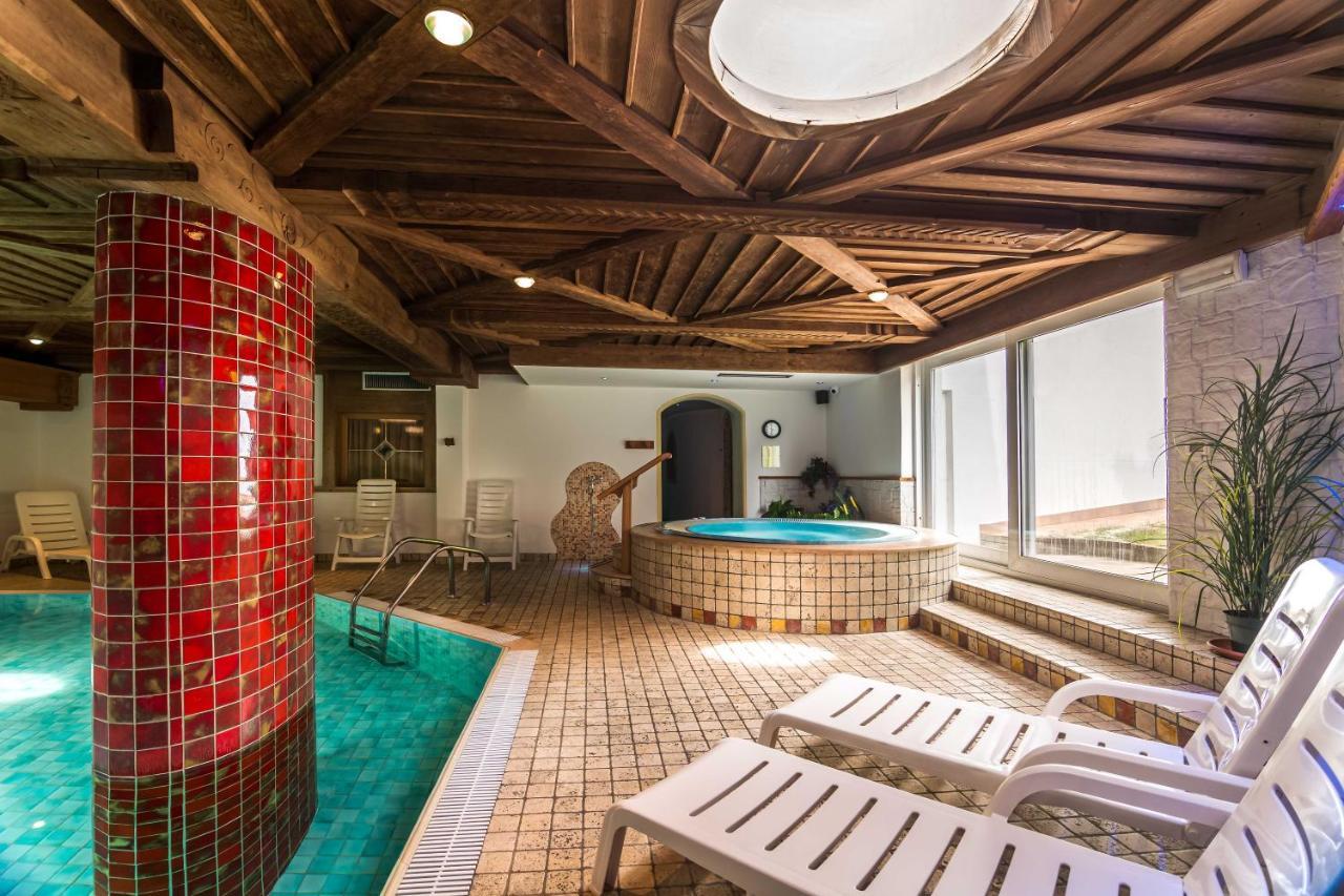 Hotel Salvan Campitello di Fassa Esterno foto