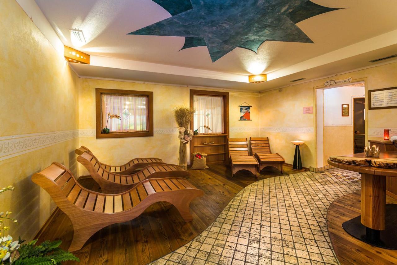 Hotel Salvan Campitello di Fassa Esterno foto