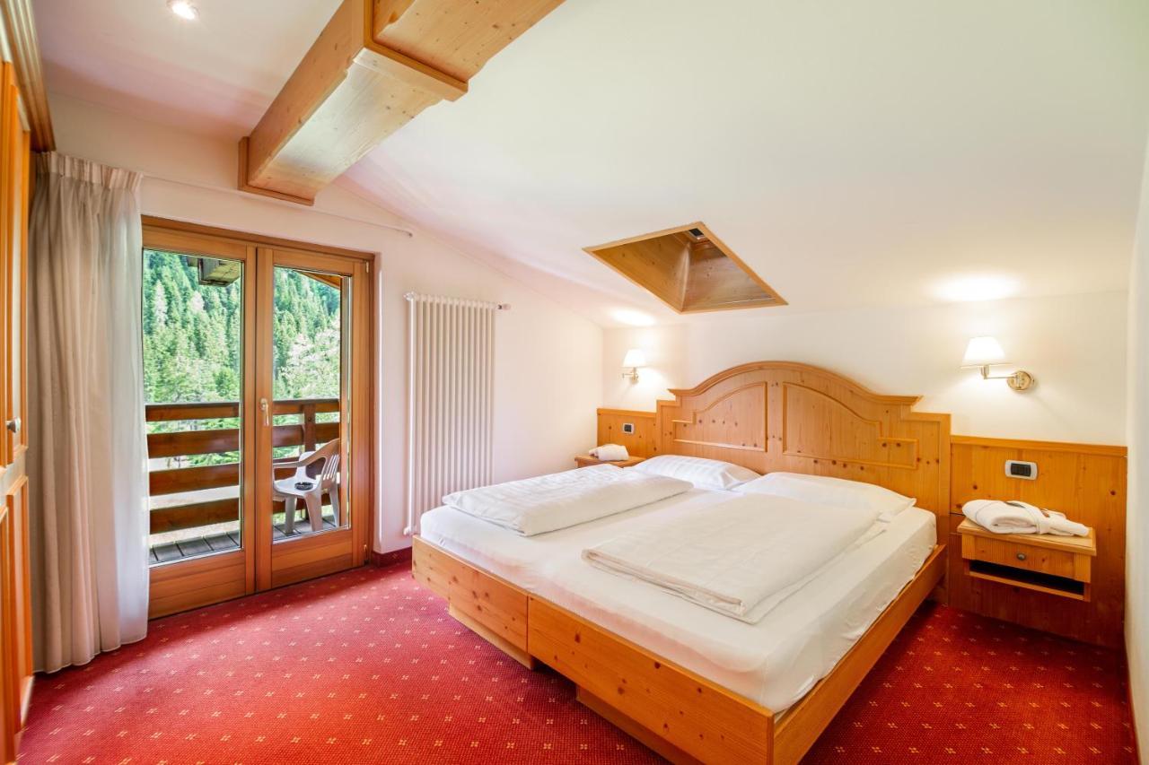 Hotel Salvan Campitello di Fassa Esterno foto