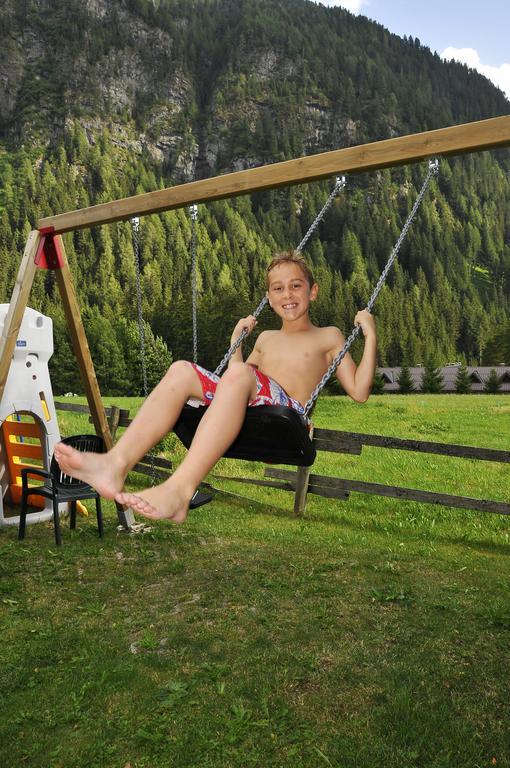 Hotel Salvan Campitello di Fassa Esterno foto