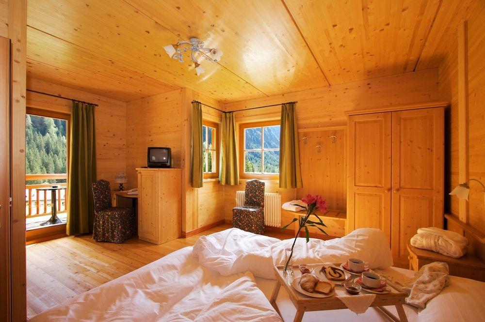 Hotel Salvan Campitello di Fassa Esterno foto